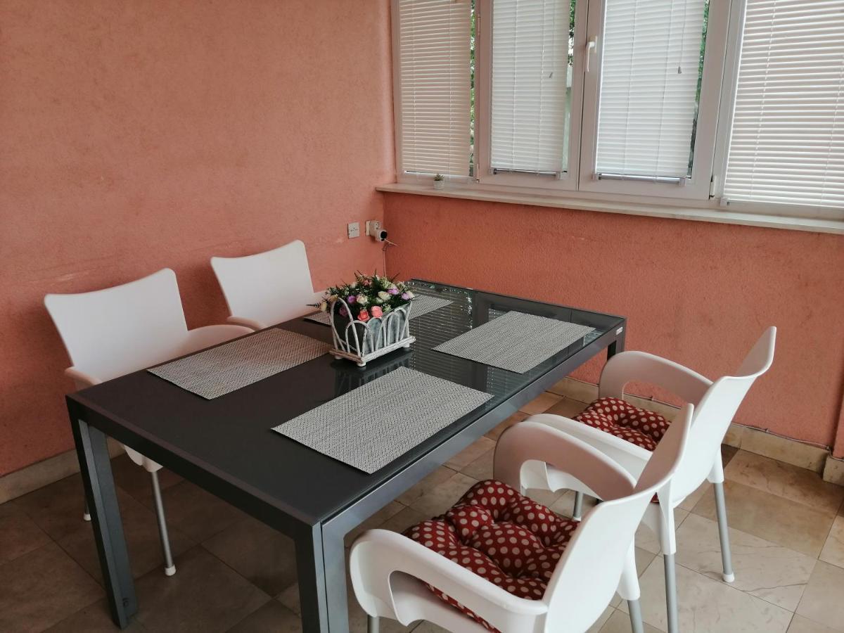 Apartman Mira Zaboric Ngoại thất bức ảnh