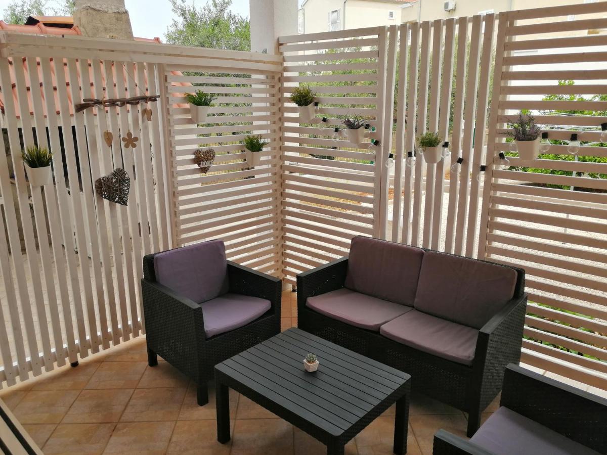 Apartman Mira Zaboric Ngoại thất bức ảnh